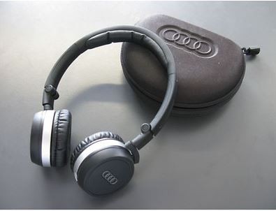 BT Kopfhörer für Audi Entertainment mobile; auch koppelbar mit Apple Produkten (via Bluetooth)